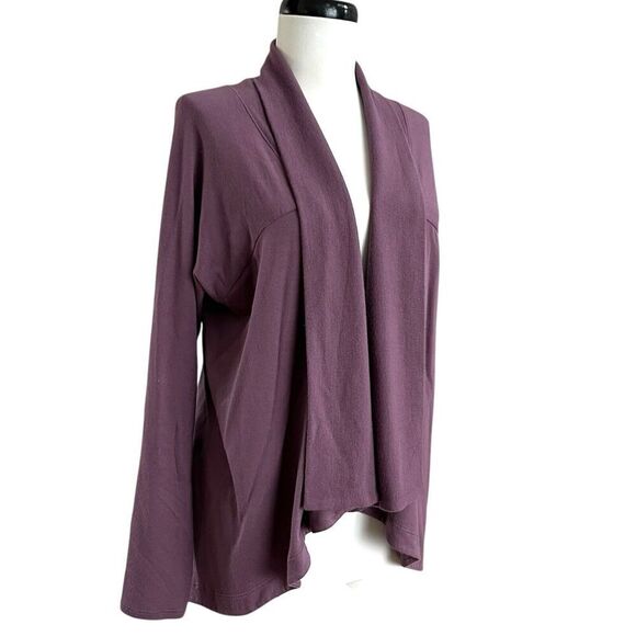 Athleta Nirvana Wear Two Ways Wrap Cardigan Petite MP Open Front Purple Yoga Gym - Picture 2 of 12